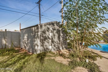 2302 Berridge Ln, Phoenix, AZ 85015