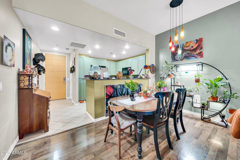 2302 Central Ave #311, Phoenix, AZ 85004