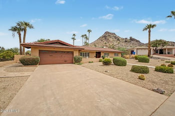 2302 Lincoln Cir, Phoenix, AZ 85016