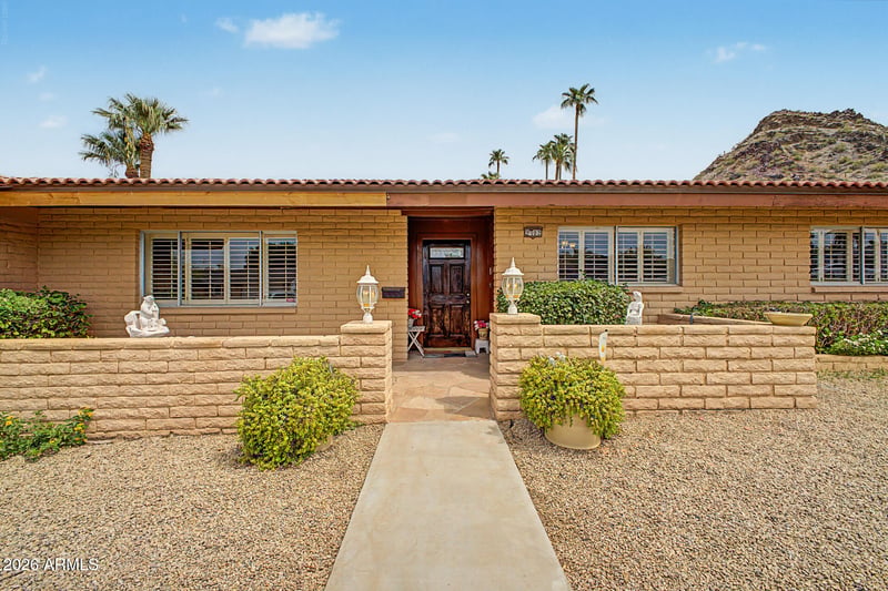 2302 E Lincoln Cir, Phoenix, AZ 85016