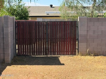 2302 Nisbet Rd, Phoenix, AZ 85022