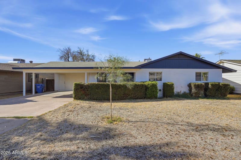 2302 E Nisbet Rd, Phoenix, AZ 85022