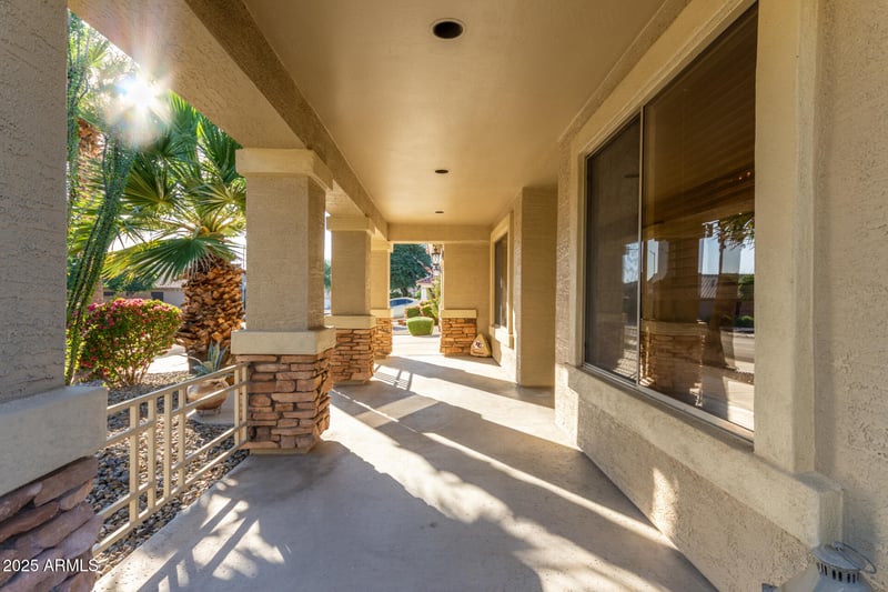 2302 Hedgehog Pl, Phoenix, AZ 85085