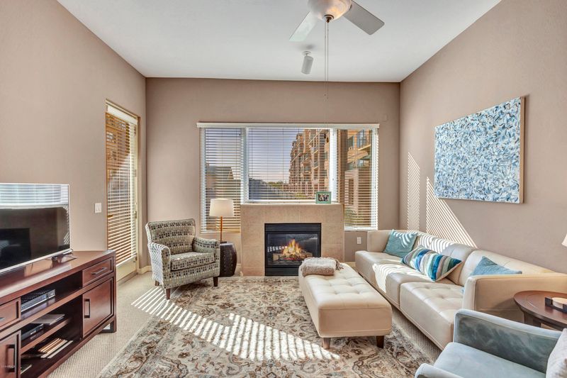 2302 N Central Ave #209, Phoenix, AZ 85004