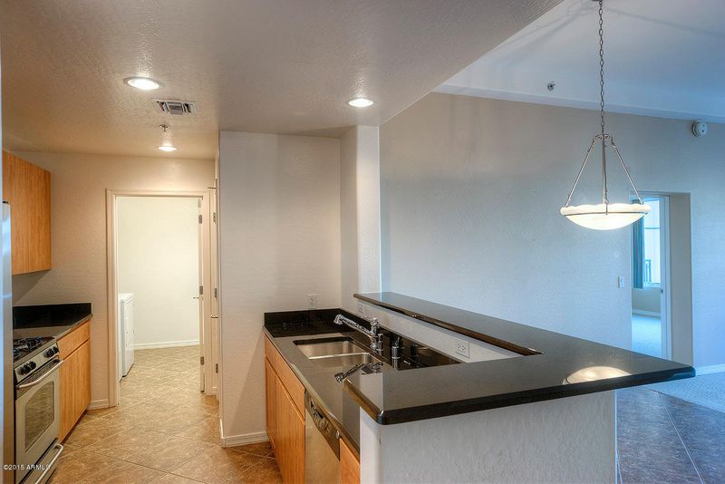 2302 N Central Ave #305, Phoenix, AZ 85004