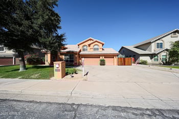 2302 Northridge St, Mesa, AZ 85213