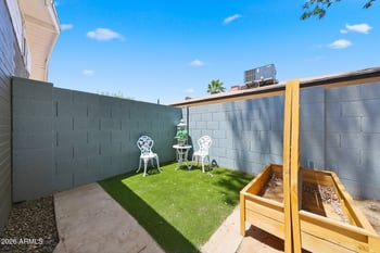 2302 Berridge Ln, Phoenix, AZ 85015