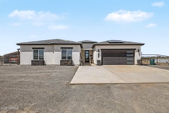 23020 Skinner Rd, Wittmann, AZ 85361