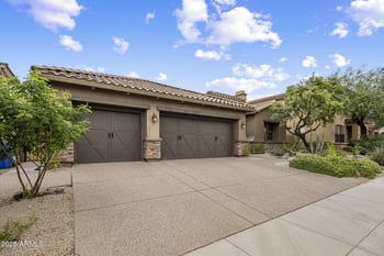 23024 38th Pl, Phoenix, AZ 85050