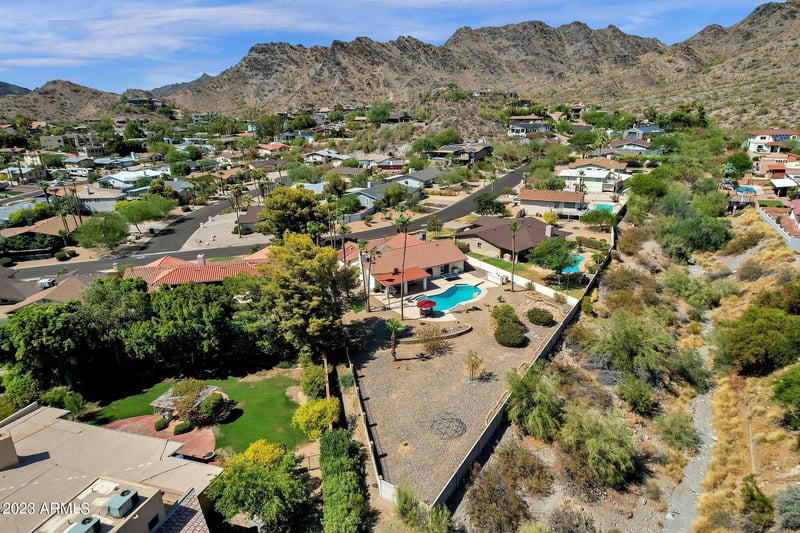 2303 E Orangewood Ave, Phoenix, AZ 85020