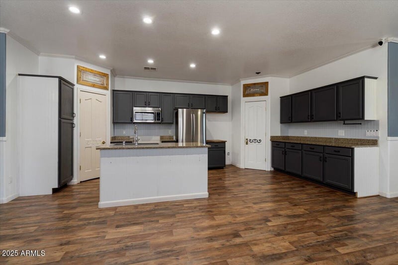 2305 Angel Way, San Tan Valley, AZ 85144