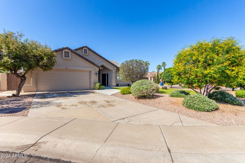 2305 E Cortez Dr, Gilbert, AZ 85234