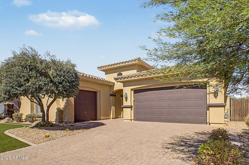 2305 156th Dr, Goodyear, AZ 85395