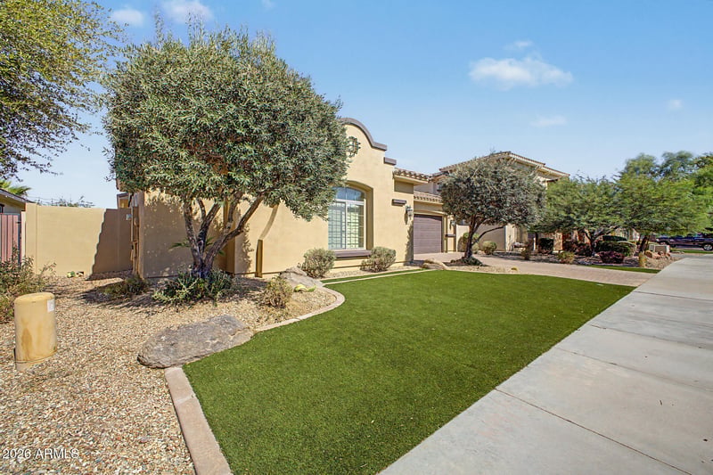 2305 156th Dr, Goodyear, AZ 85395