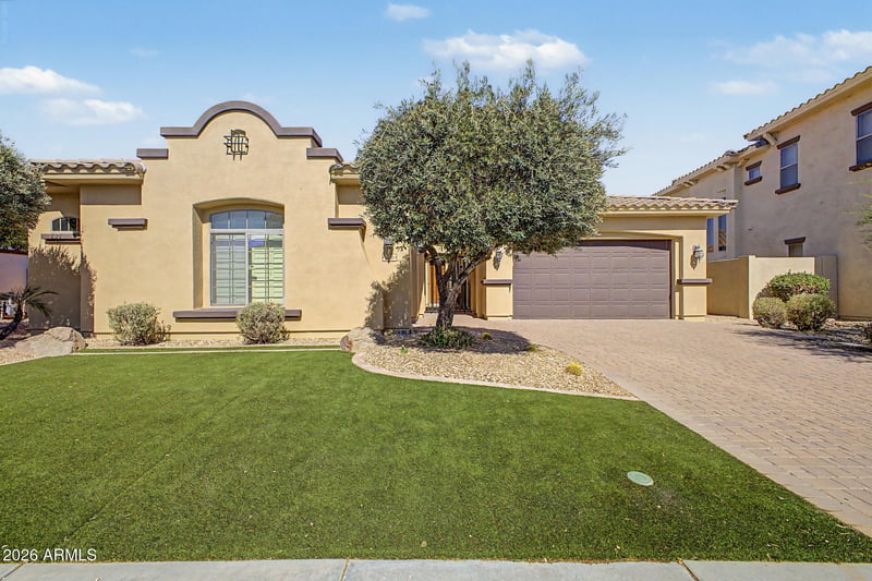2305 156th Dr, Goodyear, AZ 85395