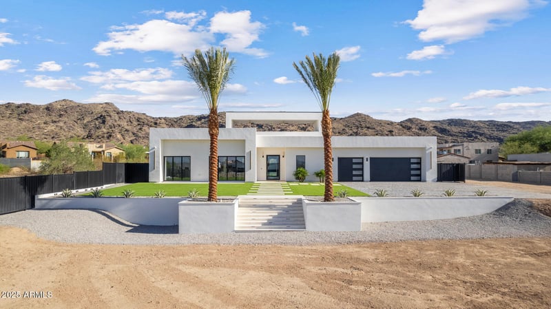 2305 South Mountain Ave, Phoenix, AZ 85042