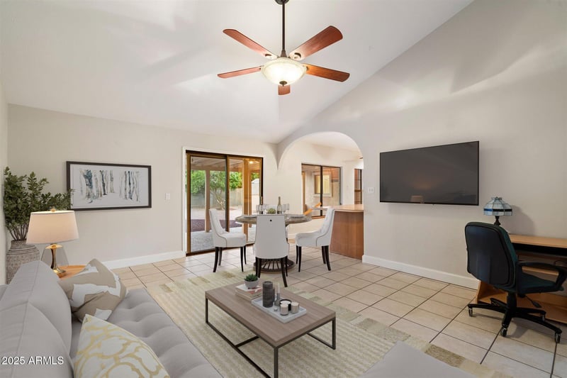 23051 87th Dr, Peoria, AZ 85383