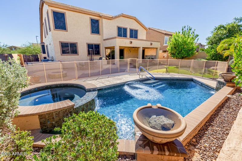 2306 Long Shadow Trl, Phoenix, AZ 85085