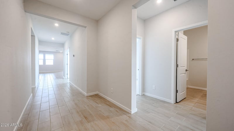 23069 W Irma Ln, Surprise, AZ 85387