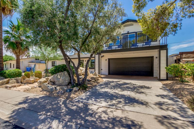 2307 E Claire Dr, Phoenix, AZ 85022