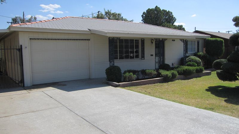 2307 E Roma Ave, Phoenix, AZ 85016