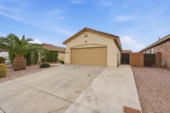 2307 Kristina Ave, San Tan Valley, AZ 85144
