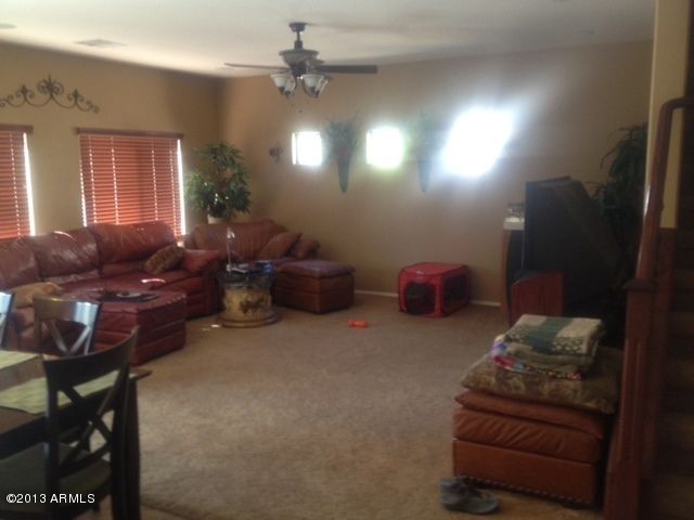 2307 W Hunter Ct, Phoenix, AZ 85085