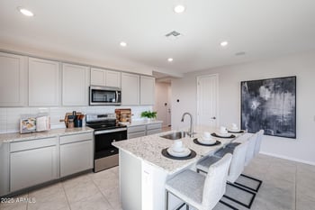 23071 Potter Dr, Surprise, AZ 85387