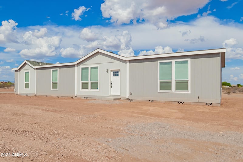 23077 Milton Dr, Wittmann, AZ 85361