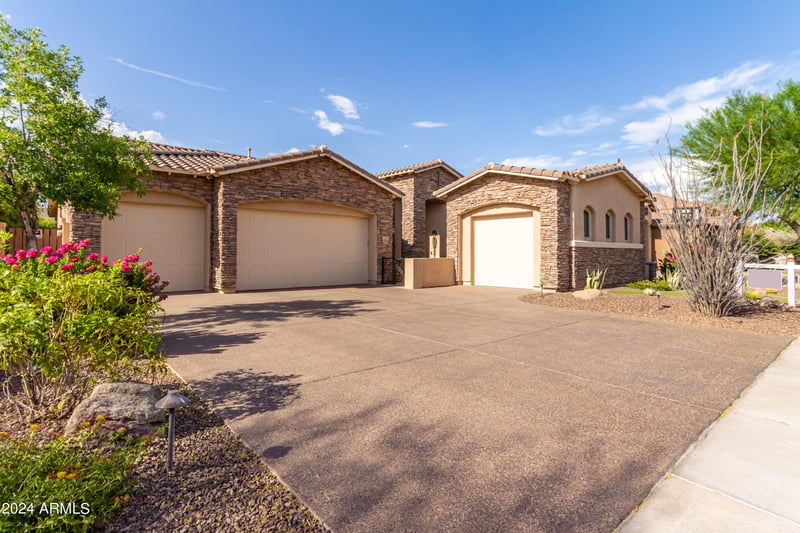 2308 Dry Wood Rd, Phoenix, AZ 85024