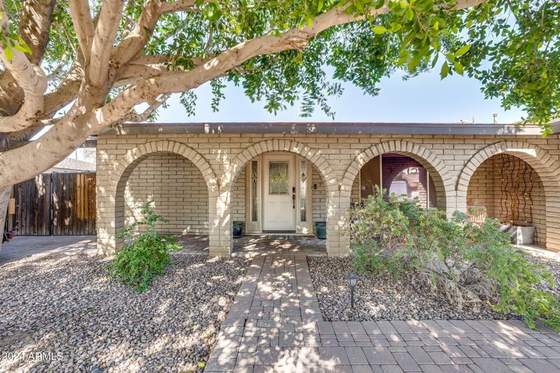 2308 E Loyola Dr, Tempe, AZ 85282