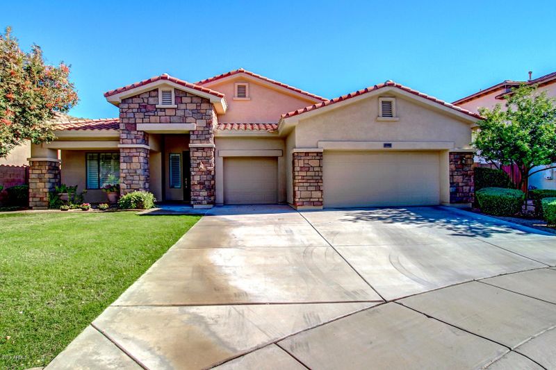 2308 W Yahoo Trl, Phoenix, AZ 85085
