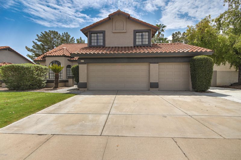 2309 E Huron Ct, Gilbert, AZ 85234