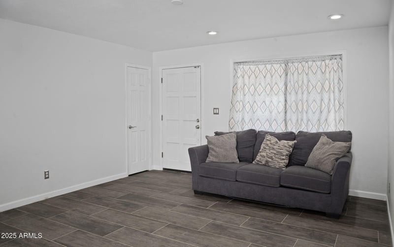 2309 Wood Dr, Phoenix, AZ 85029