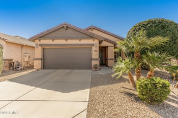 231 Ironhorse Ln, San Tan Valley, AZ 85143