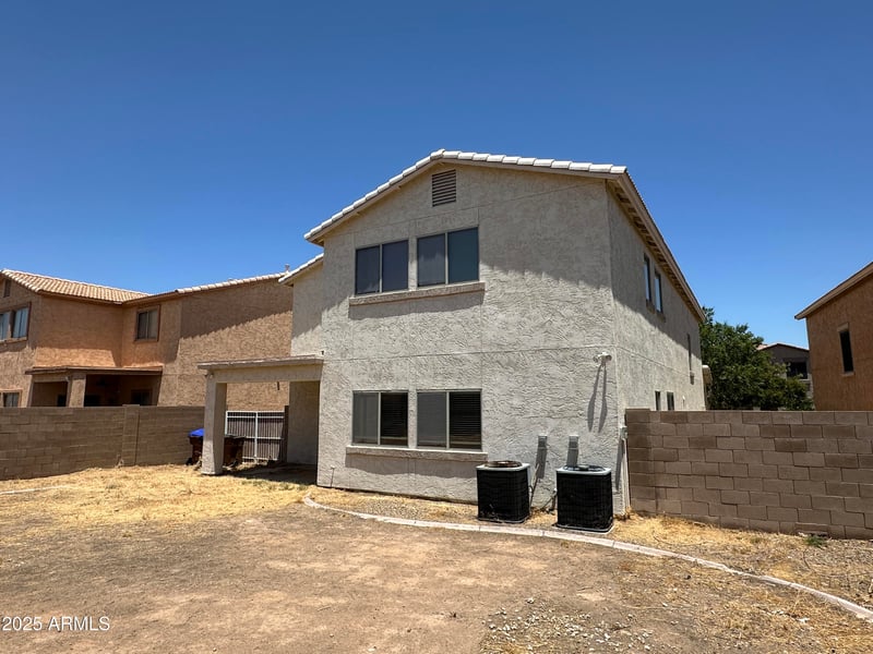 231 Mule Train Trl, San Tan Valley, AZ 85143