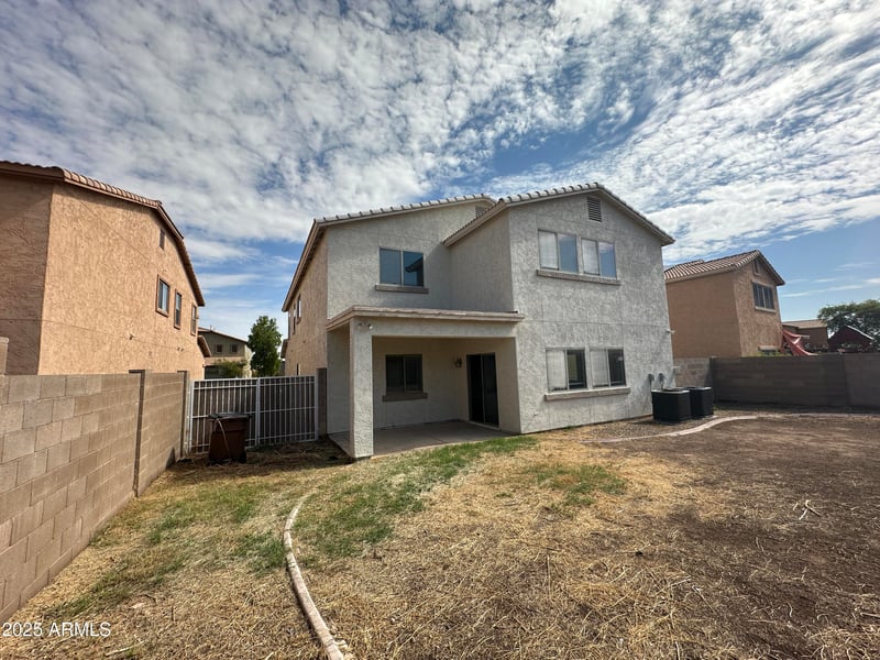 231 Mule Train Trl, San Tan Valley, AZ 85143