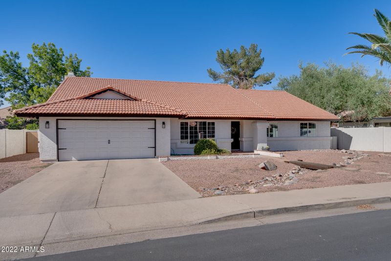 2310 E Leonora St, Mesa, AZ 85213