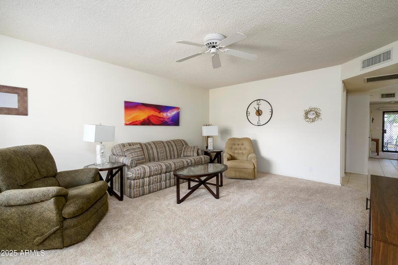 2310 Farnsworth Dr #16, Mesa, AZ 85209
