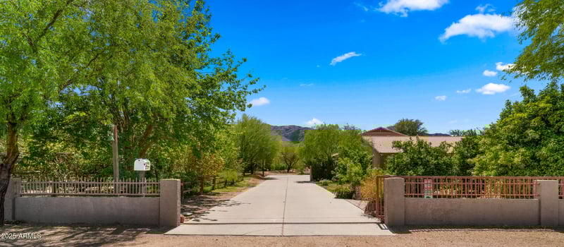 2311 Dobbins Rd, Phoenix, AZ 85041