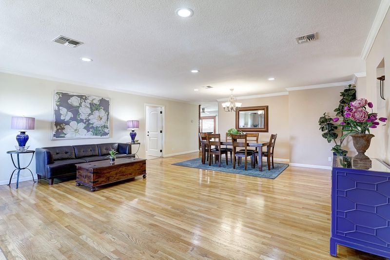 2311 E Northview Ave, Phoenix, AZ 85020