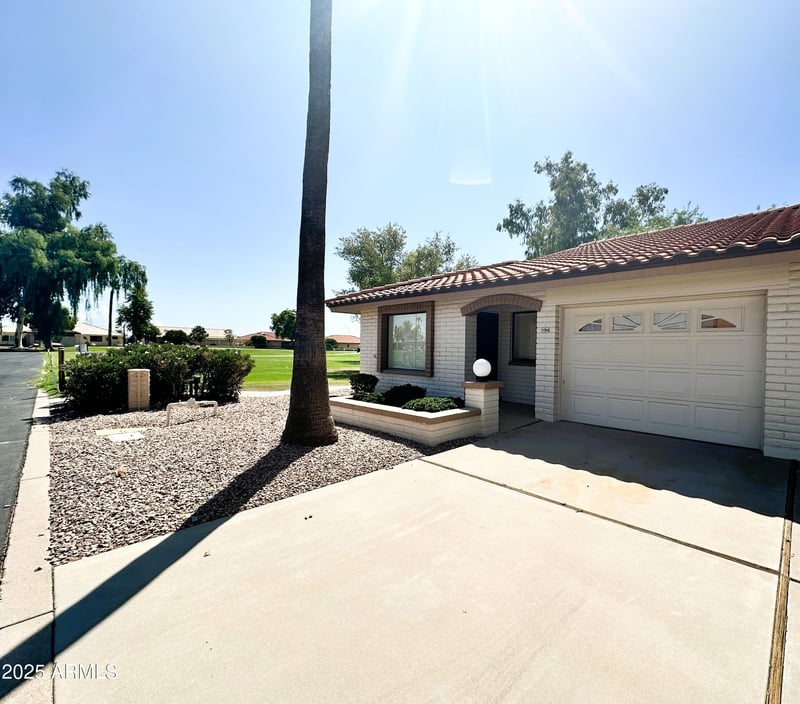 2311 Farnsworth Dr #94, Mesa, AZ 85209