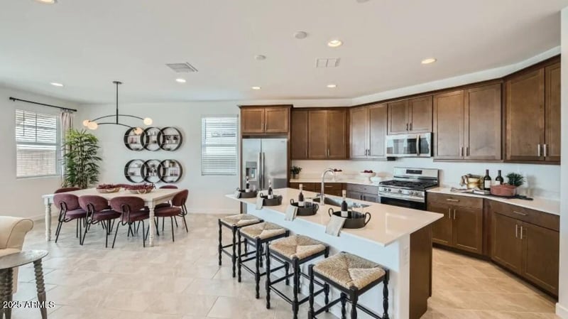 23113 Saddle Way, Queen Creek, AZ 85142