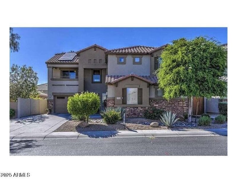 23116 41st St, Phoenix, AZ 85050