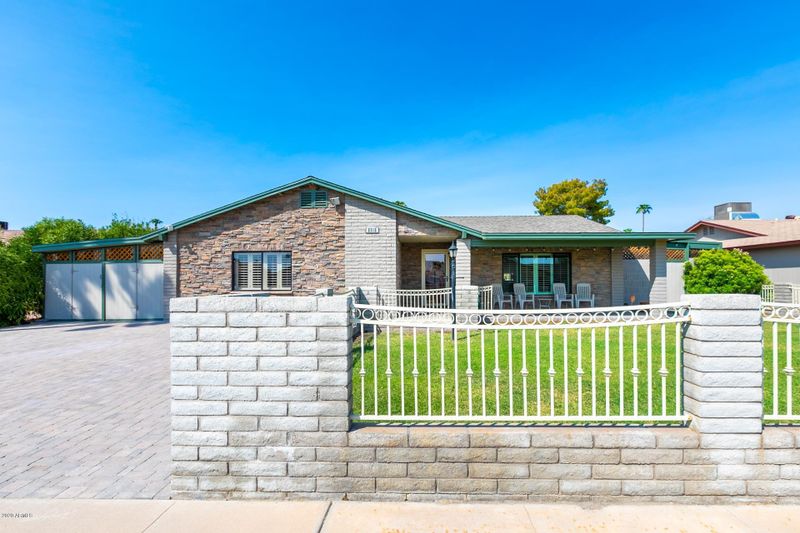 2312 E Concorda Dr, Tempe, AZ 85282