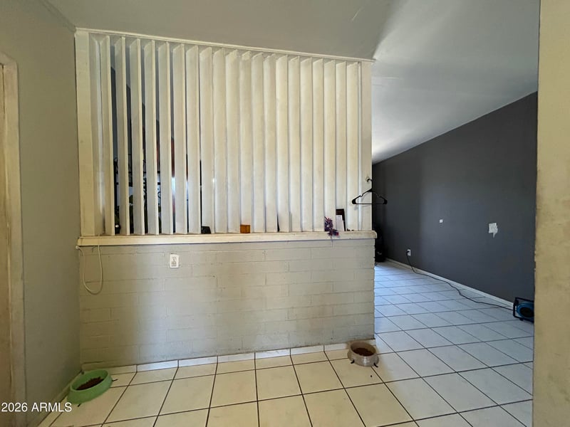 2312 E Nancy Ln, Phoenix, AZ 85042