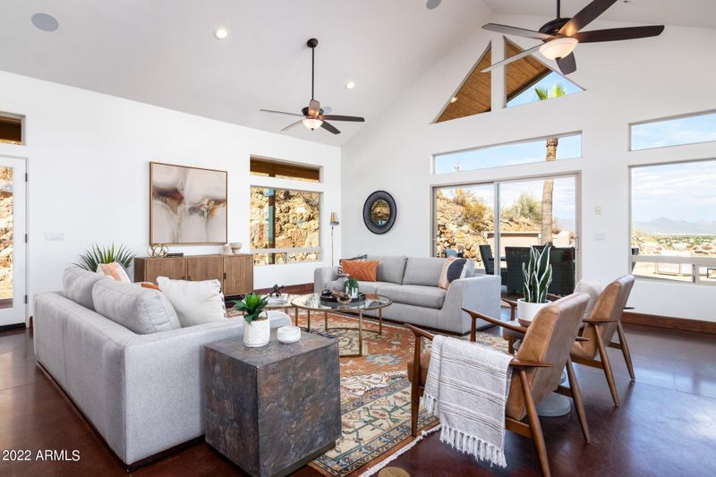 2312 E Sequoia Dr, Phoenix, AZ 85024