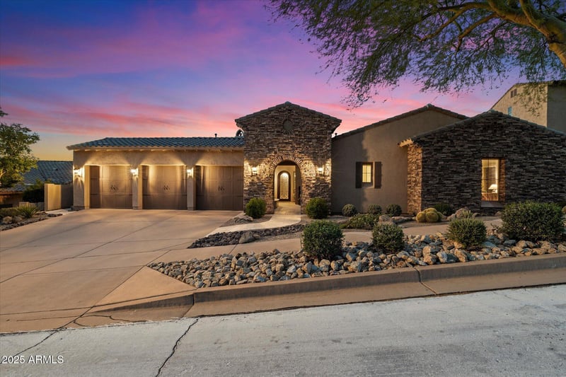 2312 Villa Cassandra Dr, Phoenix, AZ 85086
