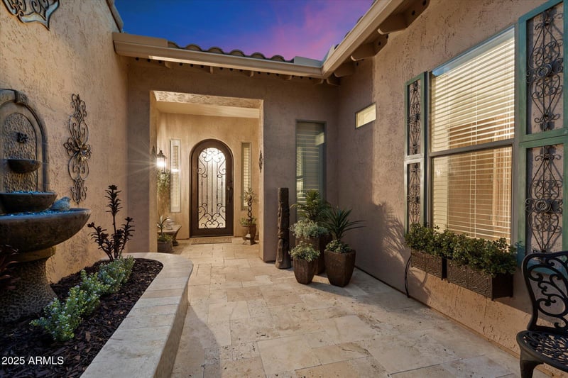 2312 Villa Cassandra Dr, Phoenix, AZ 85086