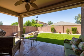 23124 41st St, Phoenix, AZ 85050
